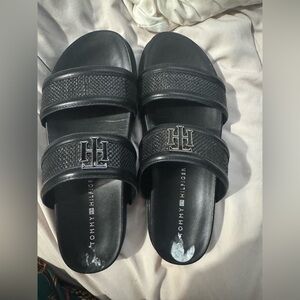 Tommy Hilfiger Black Logo Slide Sandals